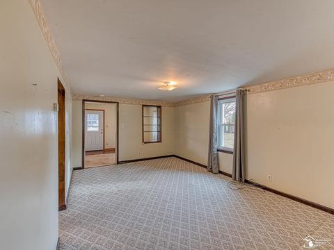 1849 Toben, Carleton, MI 48117 photo 5