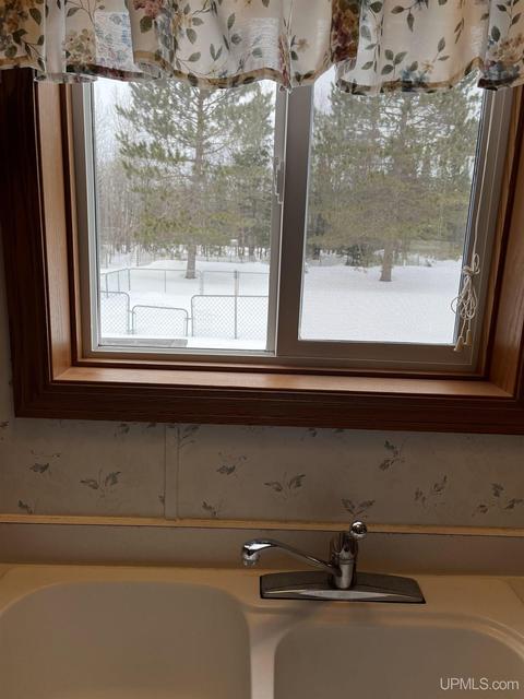 1109 Charles St, Wakefield, MI 49968 photo 13