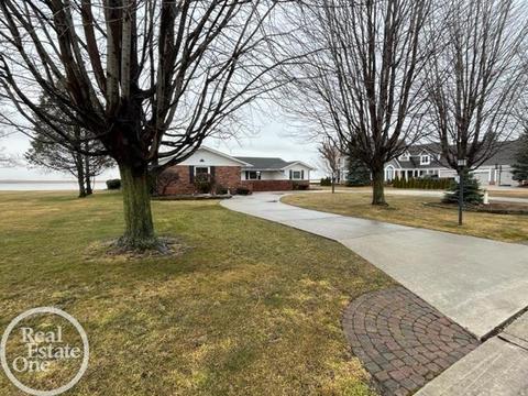 8665 Colony, Clay, MI 48001 photo 30