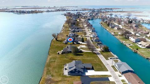 8665 Colony, Clay, MI 48001 photo 8