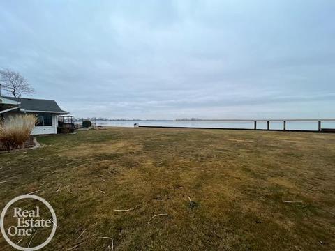 8665 Colony, Clay, MI 48001 photo 42