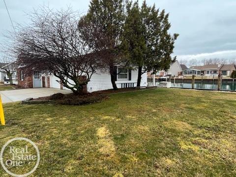 8665 Colony, Clay, MI 48001 photo 20