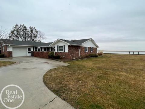 8665 Colony, Clay, MI 48001 photo 34