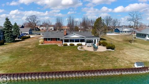8665 Colony, Clay, MI 48001 photo 3
