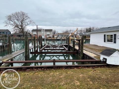 8665 Colony, Clay, MI 48001 photo 25