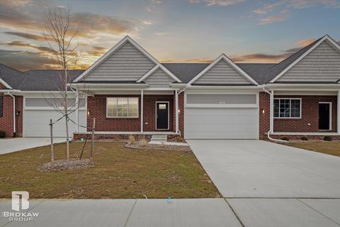 1422 Lincoln, Lapeer, MI 48446