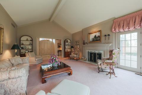 32 Windemere Pl, Grosse Pointe Farms, MI 48236 photo 9