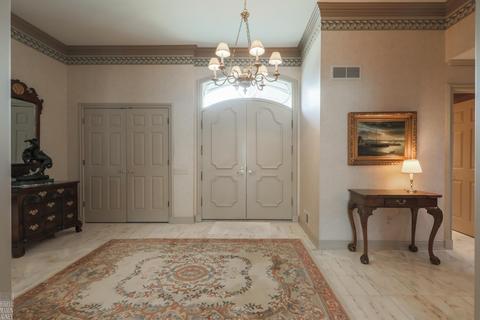 32 Windemere Pl, Grosse Pointe Farms, MI 48236 photo 5