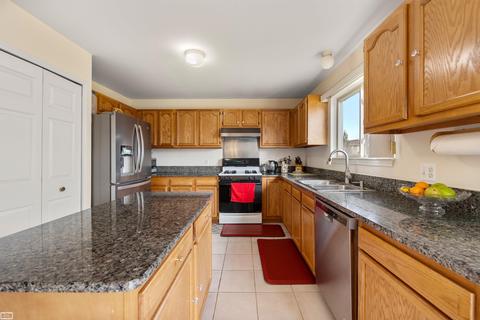 22548 Rambling Dr, Macomb, MI 48044 photo 11