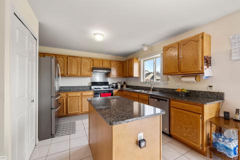 22548 Rambling Dr, Macomb, MI 48044 photo 12