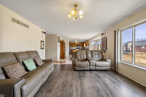 22548 Rambling Dr, Macomb, MI 48044 photo 13