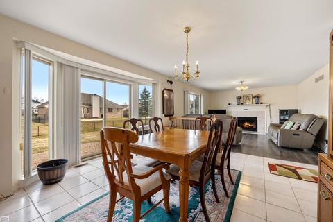 22548 Rambling Dr, Macomb, MI 48044 photo 9