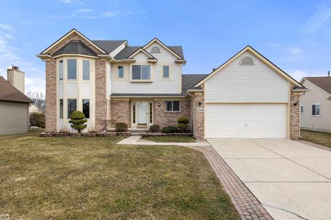 22548 Rambling Dr, Macomb, MI 48044 photo 2
