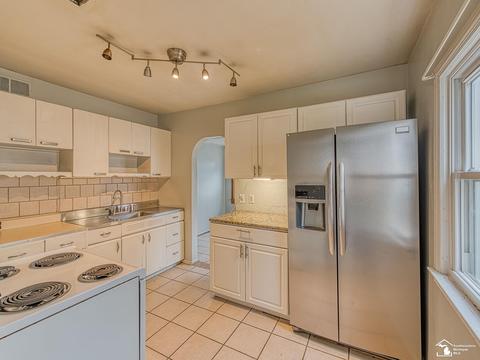 531 Bentley, Monroe, MI 48162 photo 6