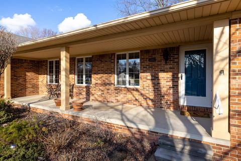 1284 Springborrow Dr, Flint, MI 48532 photo 4