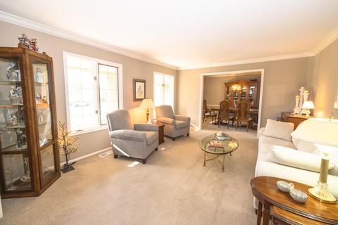 1284 Springborrow Dr, Flint, MI 48532 photo 8
