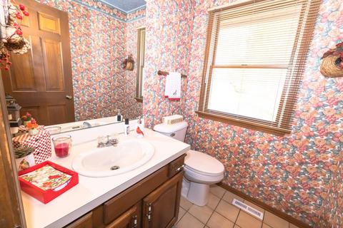 1284 Springborrow Dr, Flint, MI 48532 photo 35