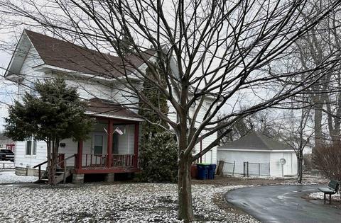 1117 Broadway, Bay City, MI 48708