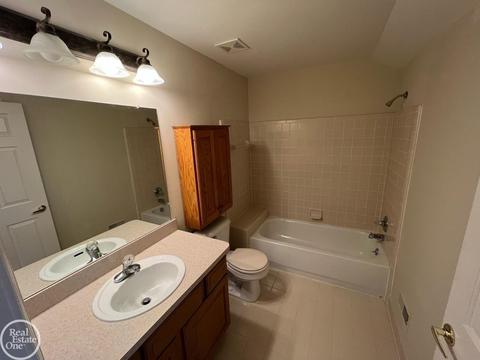 17568 Averhill, Macomb, MI 48042 photo 26