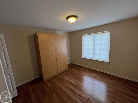 17568 Averhill, Macomb, MI 48042 photo 19