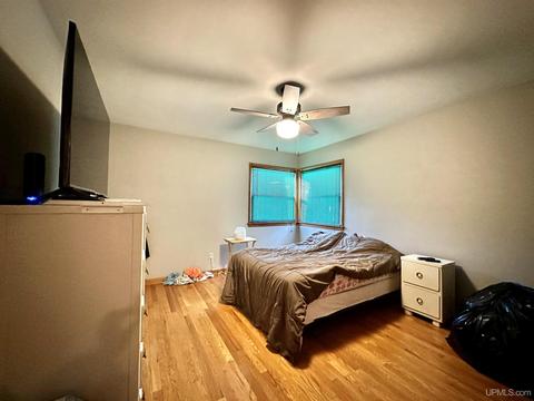 1007 S 16th St, Escanaba, MI 49829 photo 15