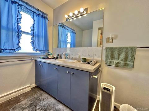1007 S 16th St, Escanaba, MI 49829 photo 8