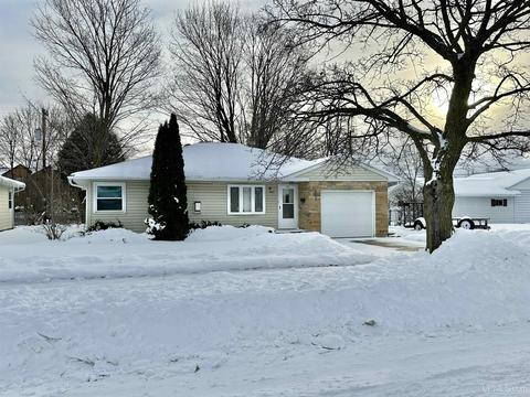 1007 S 16th St, Escanaba, MI 49829 photo 1