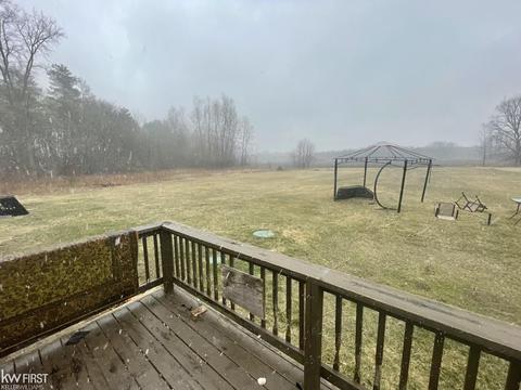 7044 E Richfield Rd, Davison, MI 48423 photo 15
