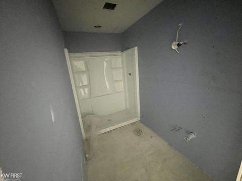 7044 E Richfield Rd, Davison, MI 48423 photo 9