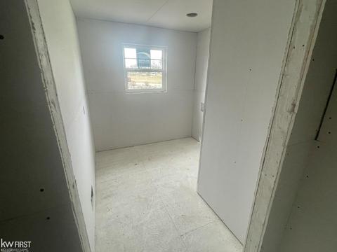7044 E Richfield Rd, Davison, MI 48423 photo 6