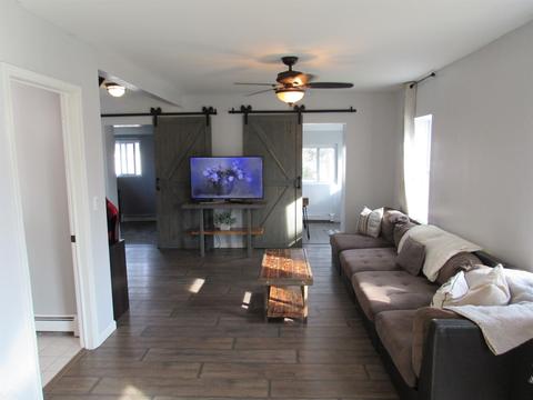 1503 Clinton, Algonac, MI 48001 photo 2