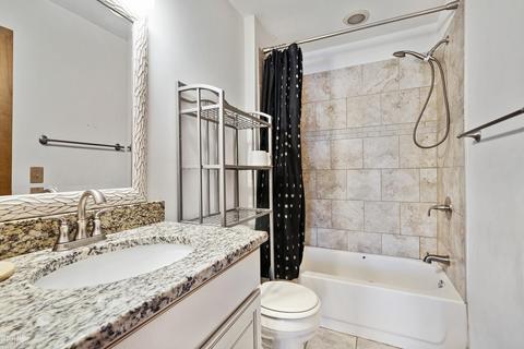 15593 Huntcliff, Macomb, MI 48044 photo 28
