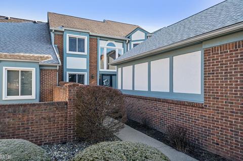 15593 Huntcliff, Macomb, MI 48044 photo 2