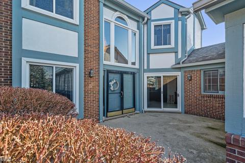 15593 Huntcliff, Macomb, MI 48044 photo 3