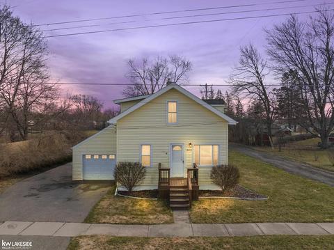302 E Lexington St, Davison, MI 48423 photo 1