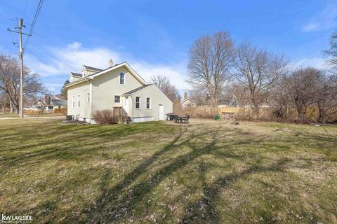 302 E Lexington St, Davison, MI 48423 photo 6