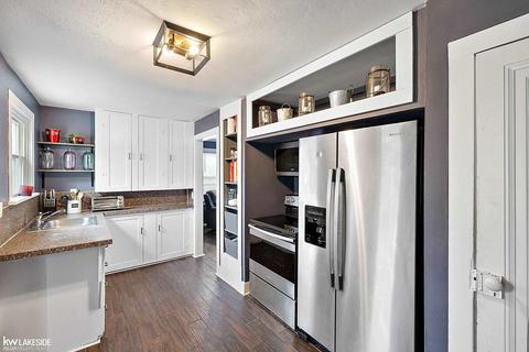 302 E Lexington St, Davison, MI 48423 photo 25