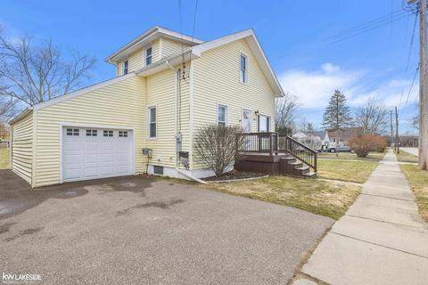 302 E Lexington St, Davison, MI 48423 photo 3
