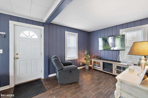 302 E Lexington St, Davison, MI 48423 photo 17