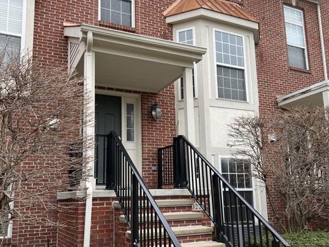 20225 Boardwalk Blvd, Southfield, MI 48075