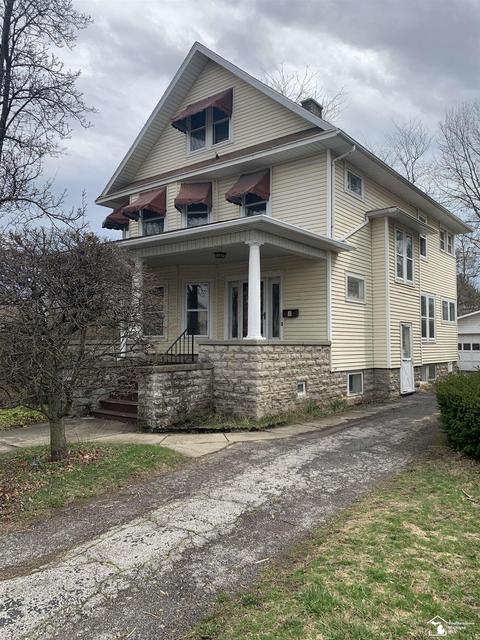 208 Lincoln Ave, Monroe, MI 48162 photo 2