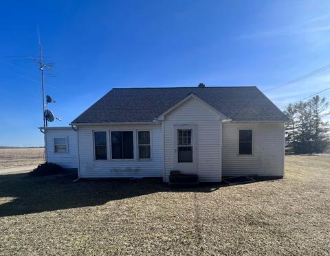 1066 E Pinconning, Pinconning, MI 48650