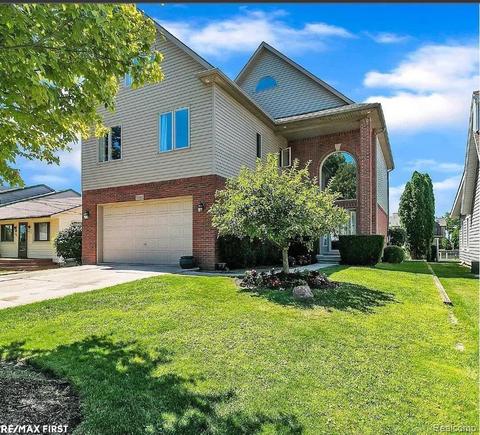 38823 E Archer Dr, Harrison Township, MI 48045