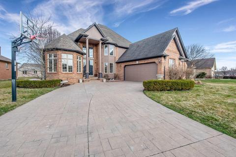 47696 Beacon Square Dr, Macomb, MI 48044 photo 2