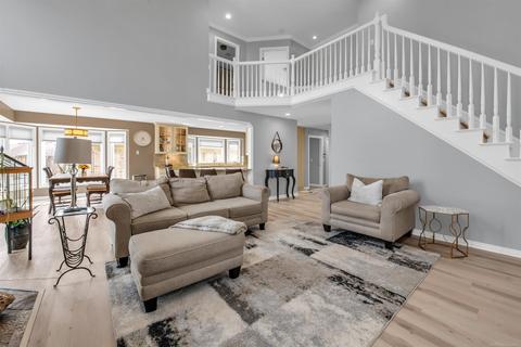 47696 Beacon Square Dr, Macomb, MI 48044 photo 11