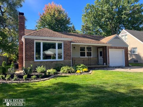 2289 Allard, Grosse Pointe Woods, MI 48236