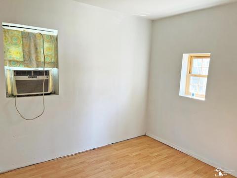 7340 Gordon, Temperance, MI 48182 photo 5