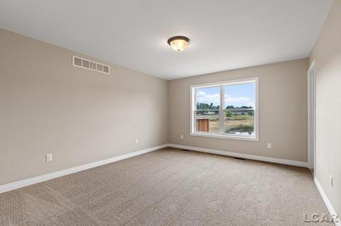 2800 Hope, Adrian, MI 49221 photo 32