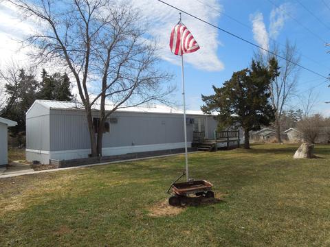 5869 Arnold Lake Rd, Gladwin, MI 48624 photo 4