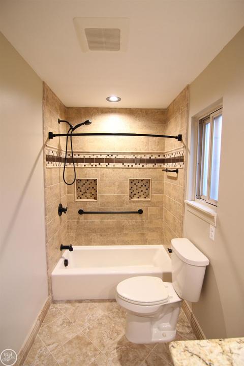 45850 Berthoud Dr, Macomb, MI 48044 photo 21